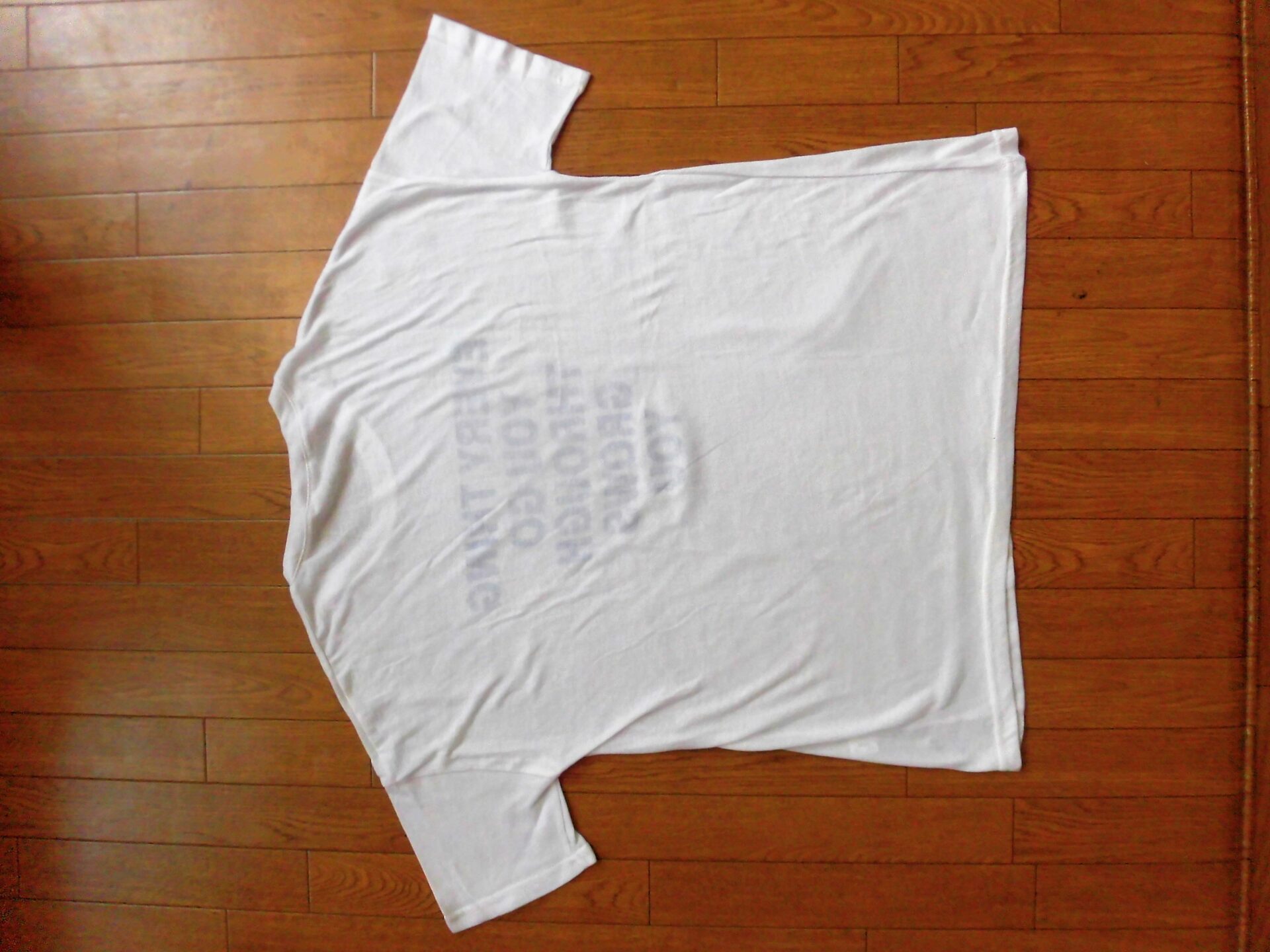 オリジナルTシャツを長持ちさせる秘訣は洗濯ネットと収納時のハンガー 